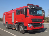 豪沃8噸泡沫消防車(chē)