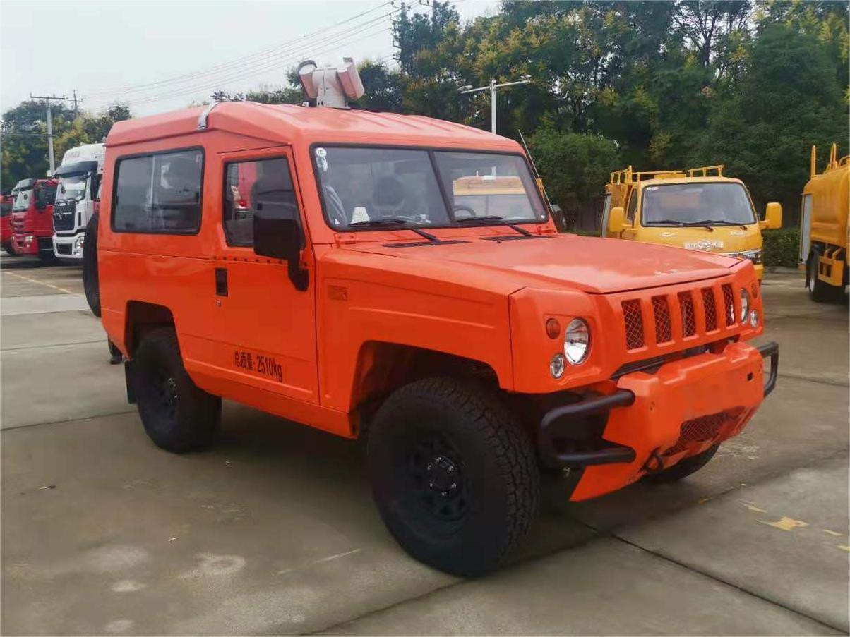 勇士森林防火指揮車(chē)